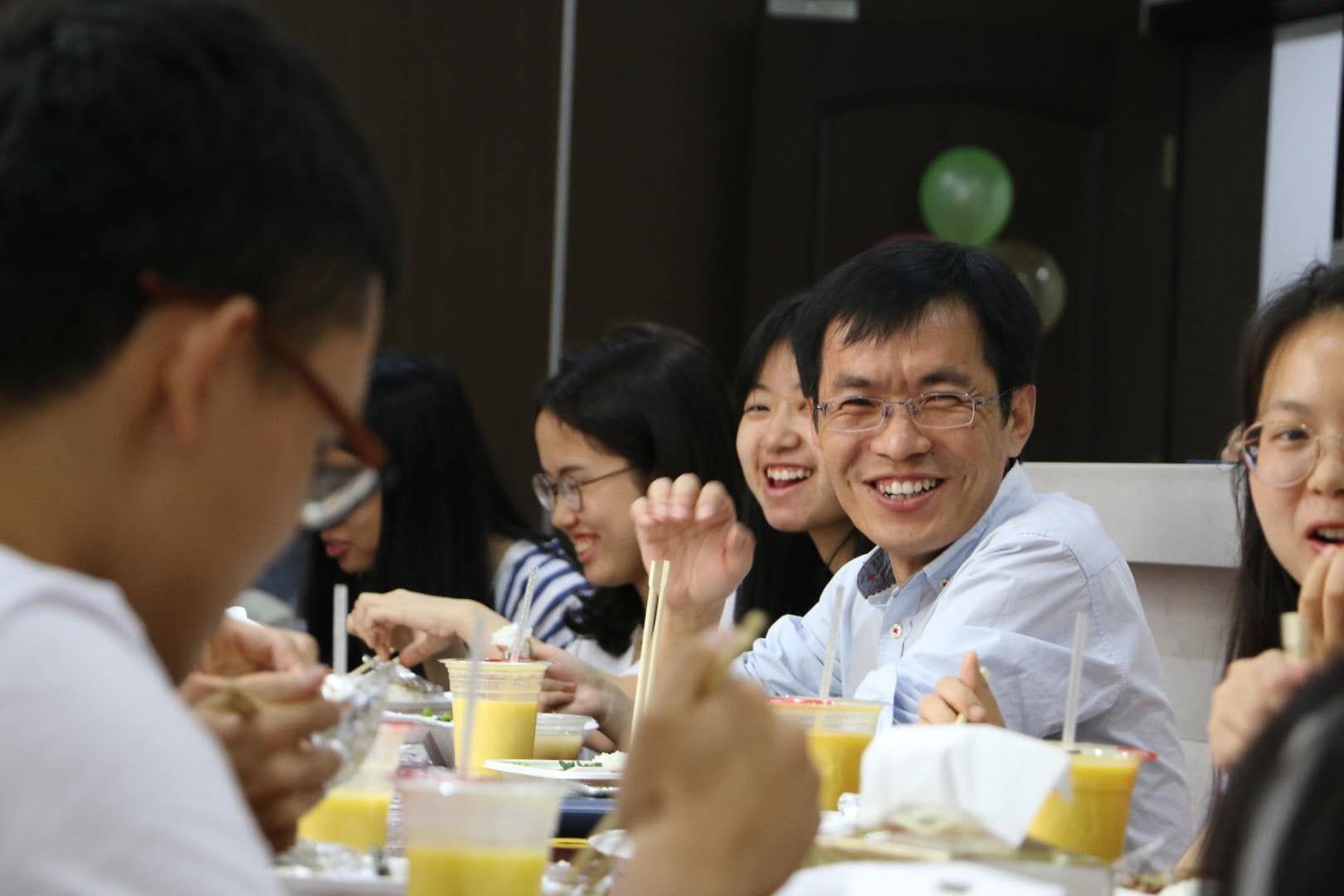 孟凡刚教授回答学生疑问