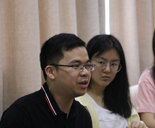 陈绍晴副教授回答同学问题